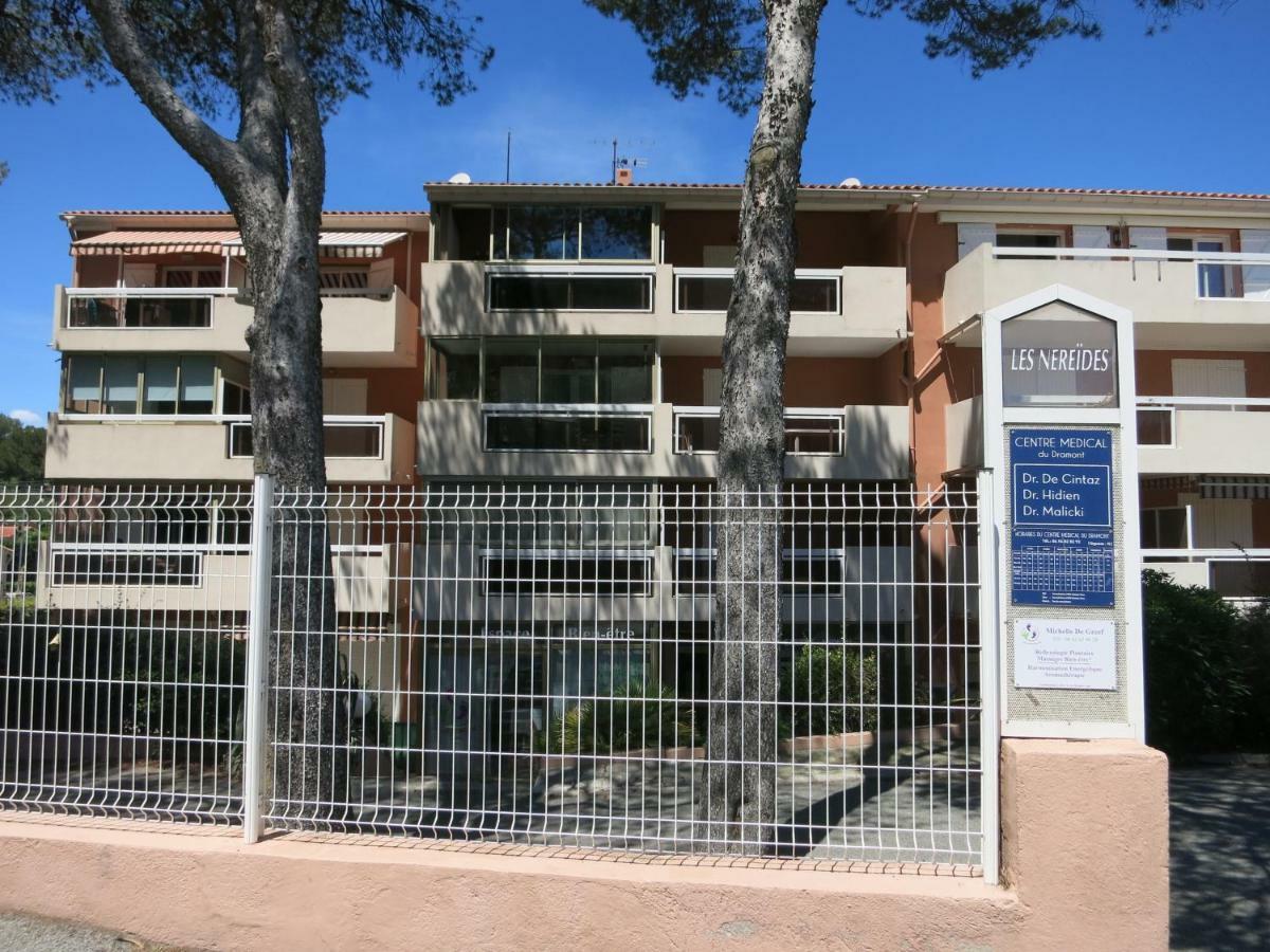 Joli Studio A Front De Mer Saint-Raphael  Ngoại thất bức ảnh